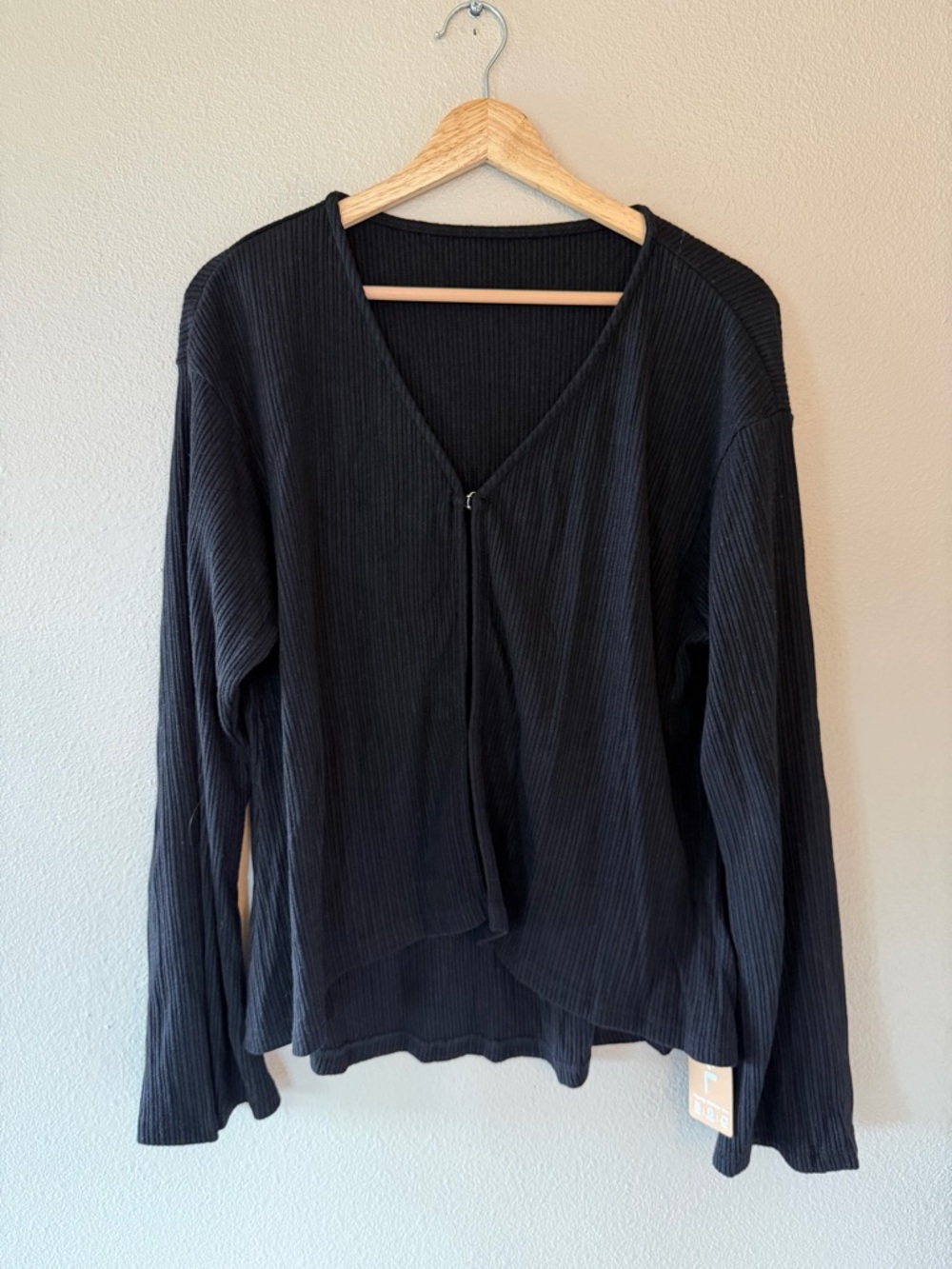 NWT OGL Jacquard Thermal Ribbed Flare Sleeve Front Hook Cardigan Size XL Black
